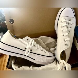 New in Box:Converse White and Black Sneakers